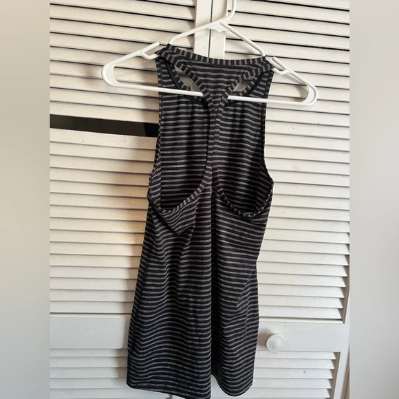 Athleta-HIGH NECK HEATHER STRIPE CHI TANK-XXS - Picture 7 of 10